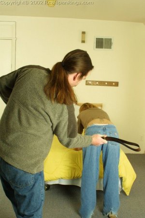 Real Spankings - Jennifer's Severe Strapping - image 5