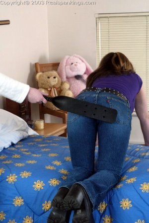 Real Spankings - Nikki's Strapping - image 7