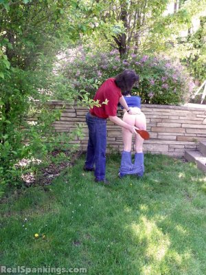 Real Spankings - Jade And Riley Spanked Outdoors (part 1 Of 2) - image 10