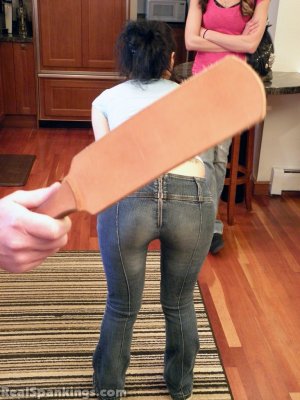 Real Spankings - Samantha's Witnessed Strapping - image 2