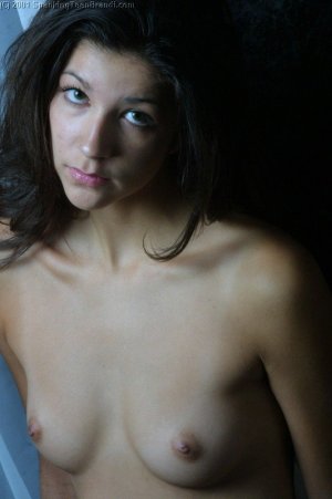 Spanking Teen Brandi - Nudes #6: Photo Shoot - image 9