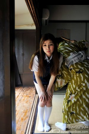 Cutie Spankee - Bend Over In Japanese Room - image 8