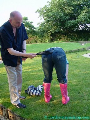 Northern Spanking - The Gardener's Assistant - Full - image 8