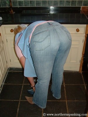Northern Spanking - Break A Glass, Cane My Arse - Full - image 5