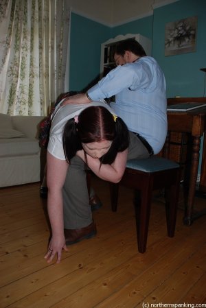 Northern Spanking - Daydreaming - Full - image 10