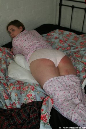 Northern Spanking - A Good Hiding - Full - image 14