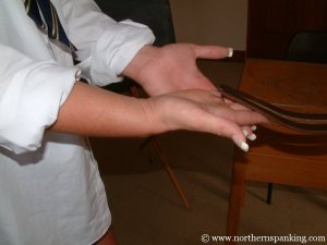 Northern Spanking - No Miss, Please Miss - image 11