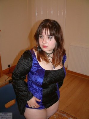 Northern Spanking - To Cane A Mocking Goth - image 4