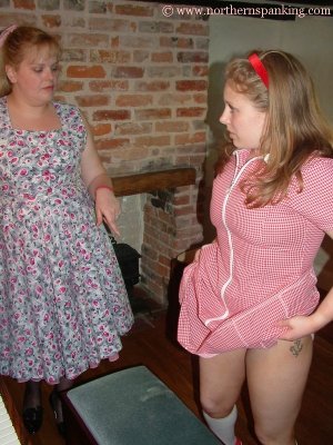 Northern Spanking - The Piano Lesson - image 11