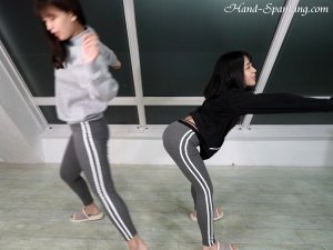 Hand Spanking - Butt Wrestling Ii - image 14